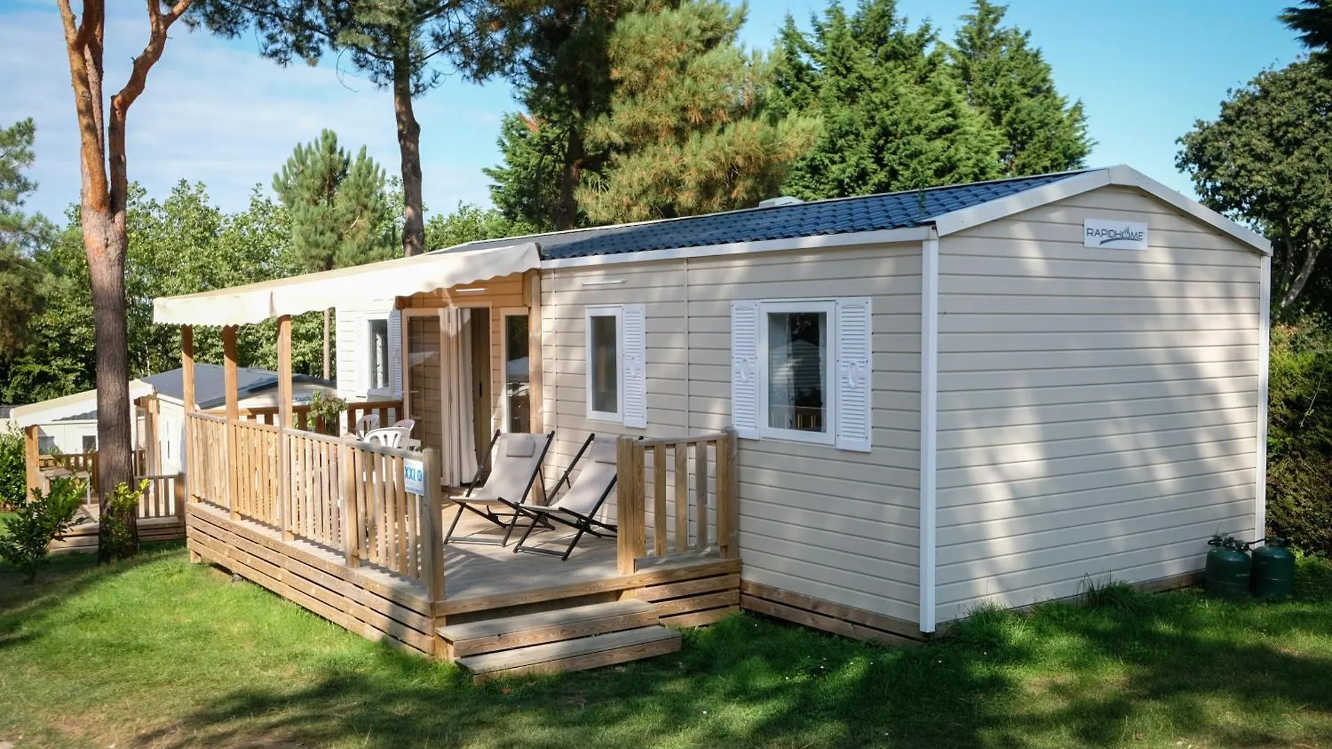 Mobil Home Xxl 4 Chambres - Camping Tarn - Domaine Du Koukano Maurens-Scopont France